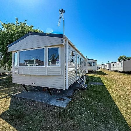 Lovely 6 Berth Caravan At Cherry Tree Holiday Park, Ref 70403C Great Yarmouth Eksteriør bilde
